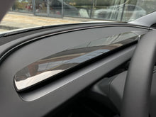 Lade das Bild in den Galerie-Viewer, FLG Tesla Model 3 Highland Carbon Fiber Armaturenbrett Ersatz 2023 +
