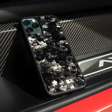 Lade das Bild in den Galerie-Viewer, FLG Forged Carbon Hülle iPhone