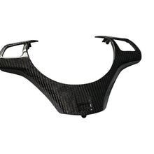 Lade das Bild in den Galerie-Viewer, Carbon Rahmen Lenkrad Abdeckung – Ersatz Rahmen für BMW 3er E90 E91 E92 E93 (2005–2012) &amp; Z4 E89 – Sportliche Carbonfaser Verkleidun

